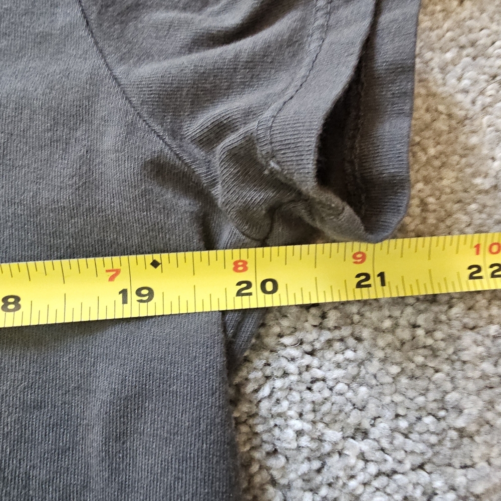Def Leppard Cropped Tee, Small - Picture 10 of 10